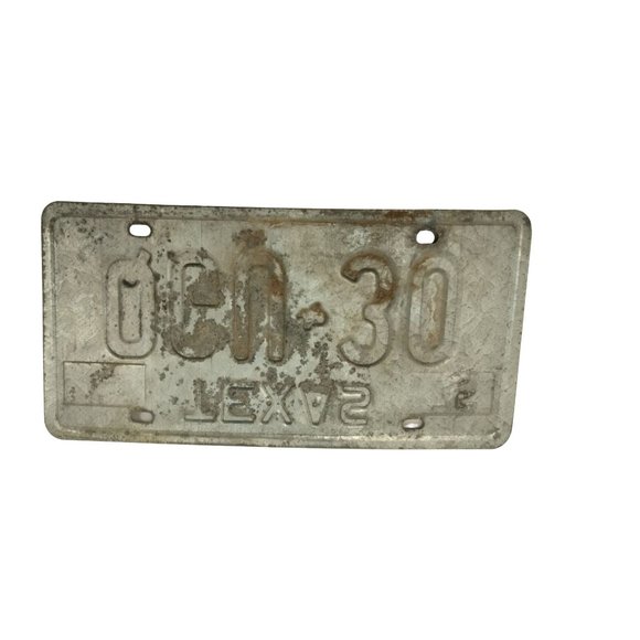 Texas Collectible License Plate 1981 Black White QGU 30 - Picture 2 of 2